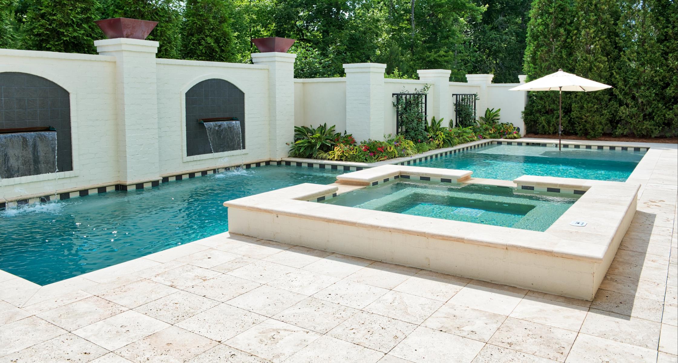 The benefits of installing a backyard pool