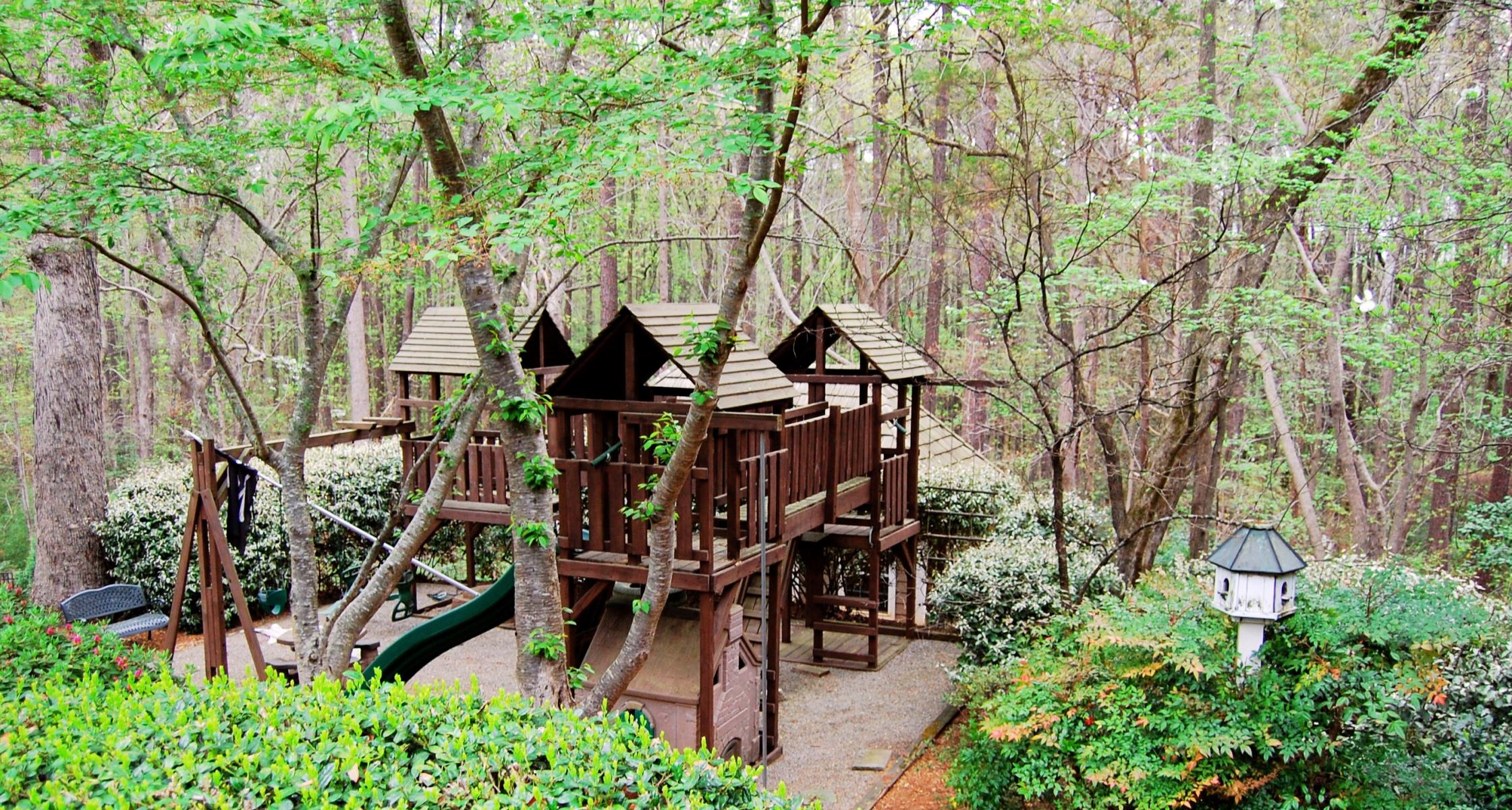 Creating a Kid-Friendly Backyard: Safe, Beautiful, and Built for Play